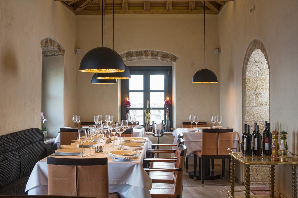 Moni Emvasis Luxury Suites Monemvasía Екстериор снимка